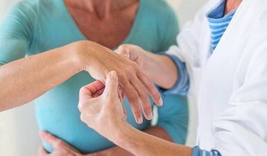 Main differences of arthritis and arthrosis